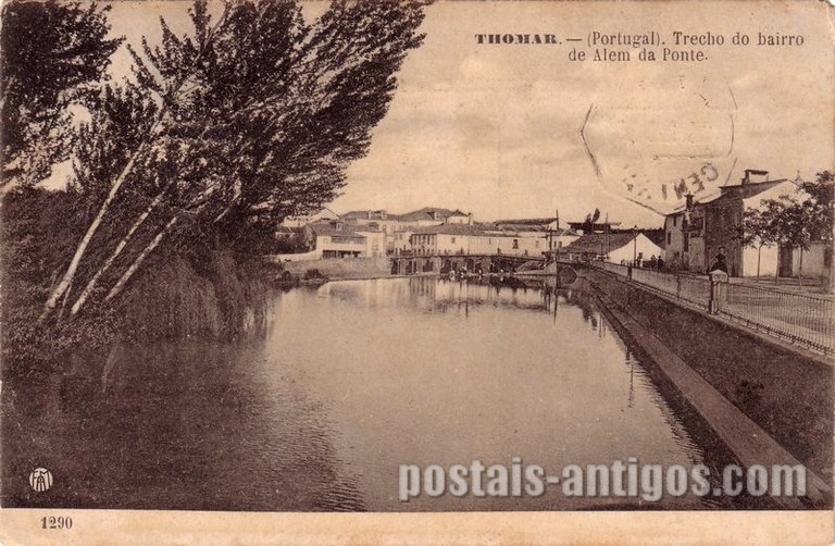 Bilhete postal ilustrado de Tomar: Trecho do bairro de além da ponte | Portugal em postais antigos