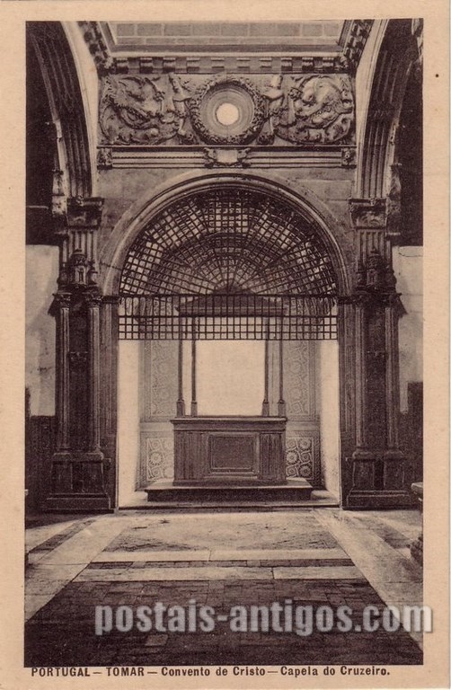Bilhete postal ilustrado da Capela do Cruzeiro no Convento de Cristo, Tomar | Portugal em postais antigos