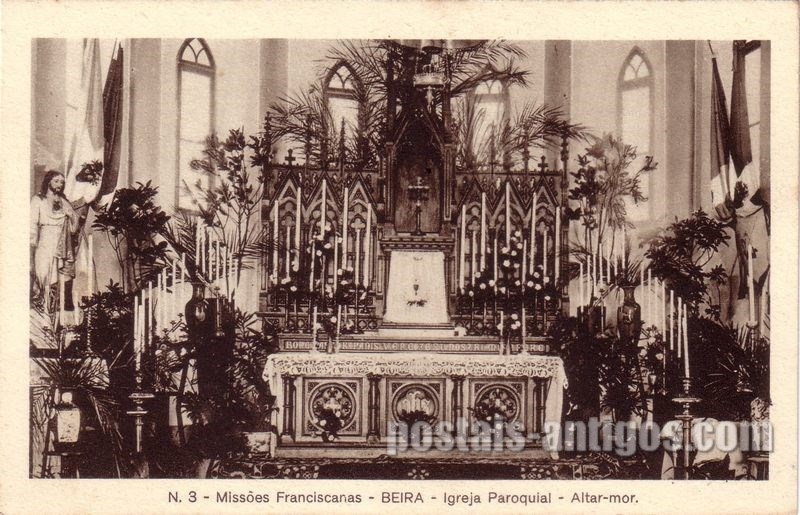 Bilhete postal ilustrado de Moçambique, Altar-mor da Igreja Paroquial, Beira | Portugal em postais antigos 