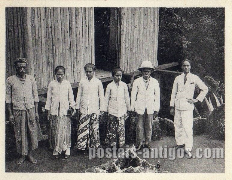 Grupo de representantes da Colónia de Timor, Exposição Colonial Portuguesa, 1934, Porto | Portugal em postais antigos 