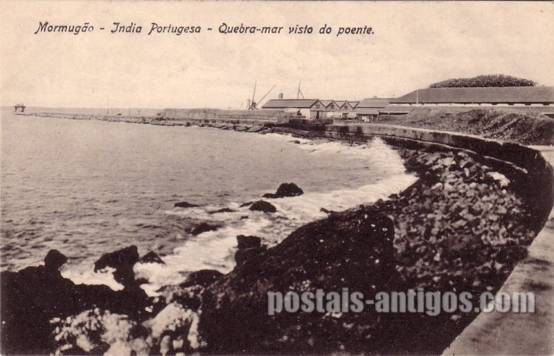 Bilhete postal do Quebra-mar visto do Poente, Mormugão, India Portuguesa | Portugal em postais antigos