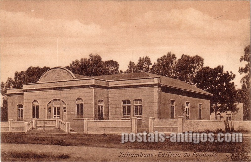 Bilhete postal ilustrado antigo do Edificio do Fomento, Inhambane,  Moçambique | Portugal em postais antigos