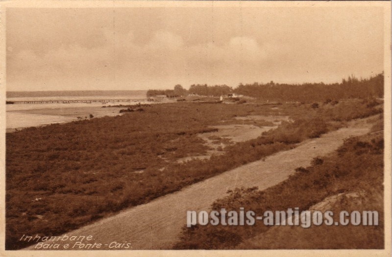 Bilhete postal ilustrado antigo da Baia e ponte-cais, Inhambane,  Moçambique | Portugal em postais antigos