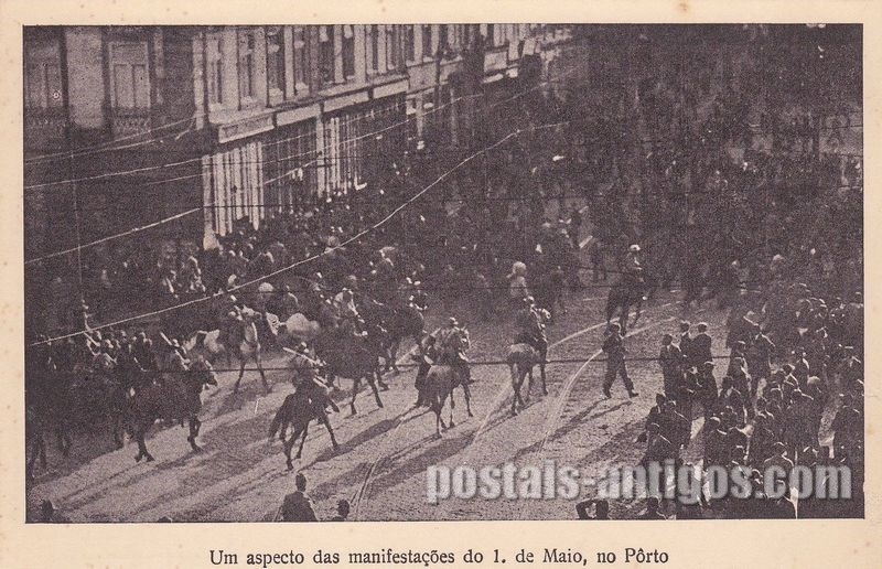 Bilhete postal ilustrado dum aspecto das manifestações do 1° de Maio no Porto | Portugal em postais antigos 