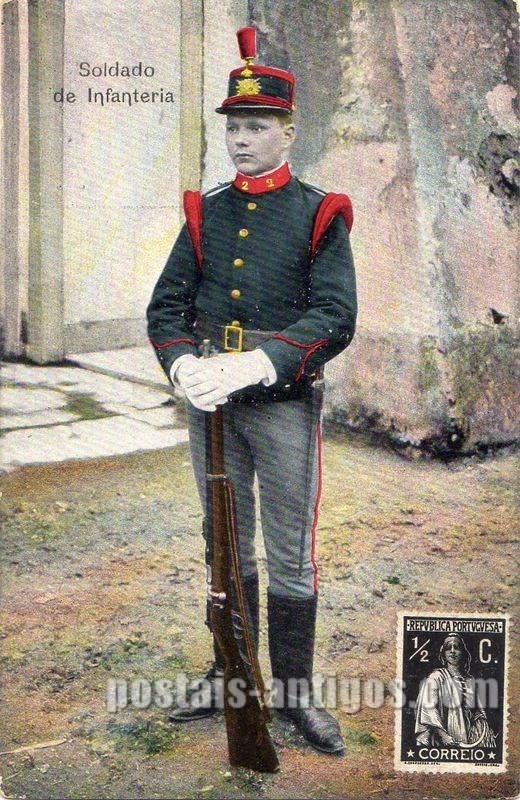 Bilhete postal do Soldado de Infanteria | Portugal em postais antigos 