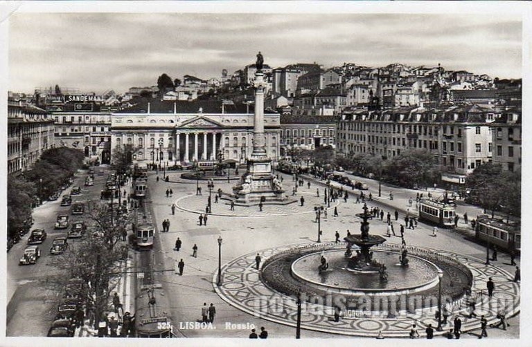 Bilhete postal ilustrado de Lisboa: Praça Dom Pedro IV (Rossio) | Portugal em postais antigos