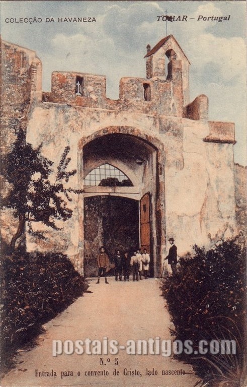 Bilhete postal antigo de Tomar, Entrada para o Convento de Cristo, lado nascente | Portugal em postais antigos