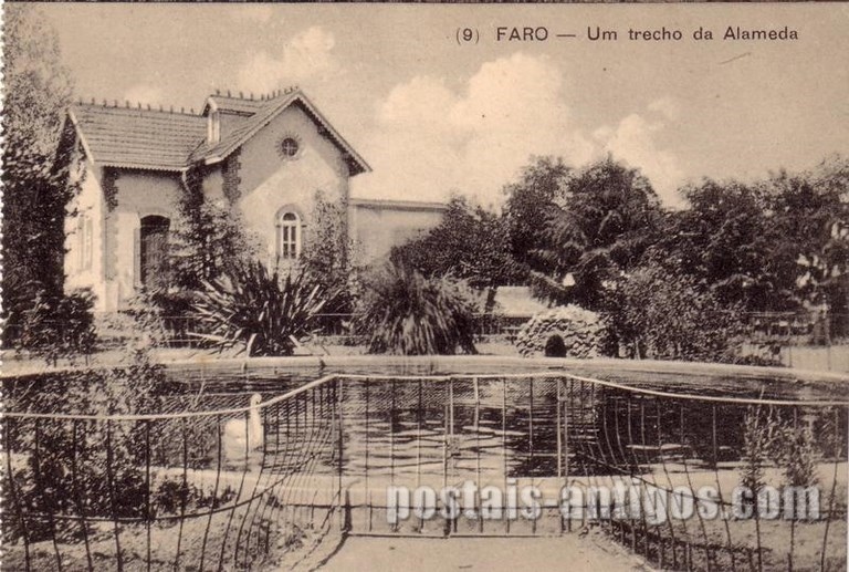 Bilhete postal de Faro: Um trecho da Alameda | Portugal em postais antigos