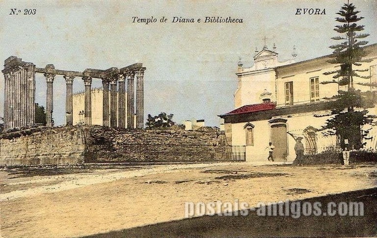 Bilhete postal do Templo de Diana e Biblioteca​ em Évora | Portugal em postais antigos