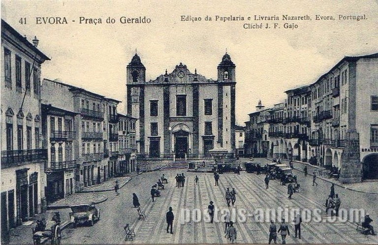 Bilhete postal da Praça do Giraldo​ - Évora | Portugal em postais antigos