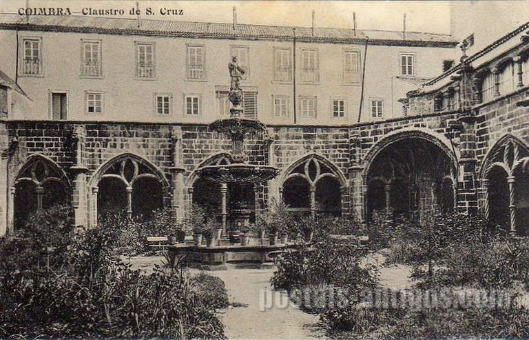Postal antigo de Coimbra, Portugal: Claustro de Santa Cruz.