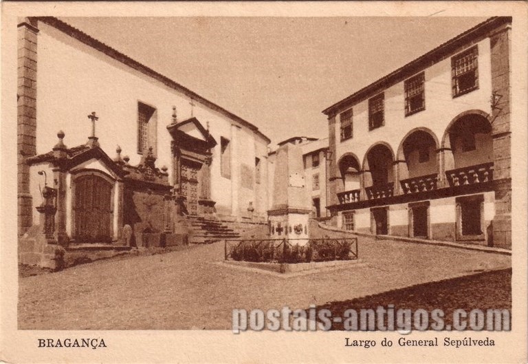 Postais antigos de Bragança: Largo do General Sepúlveda | Portugal em postais antigos