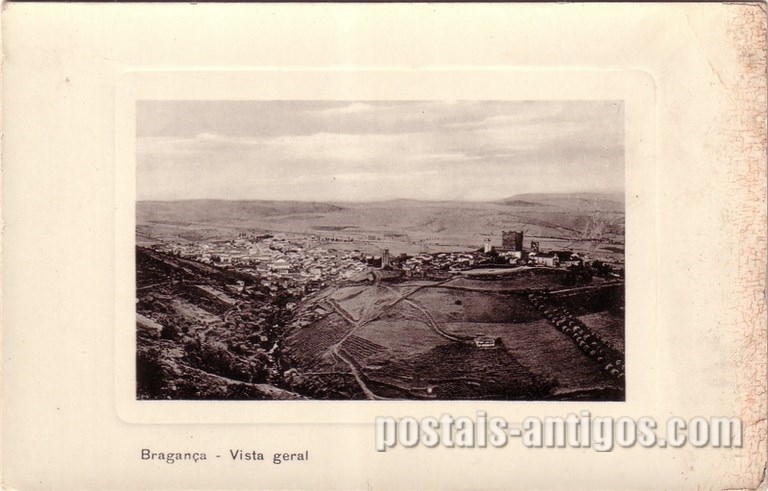 Postais antigos da  Vista geral de Bragança | Portugal em postais antigos