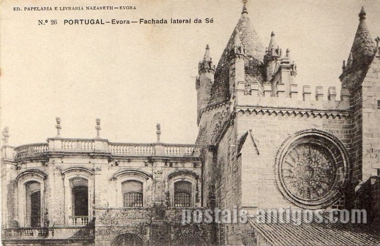 Bilhete postal da Fachada lateral da Sé​, Évora | Portugal em postais antigos