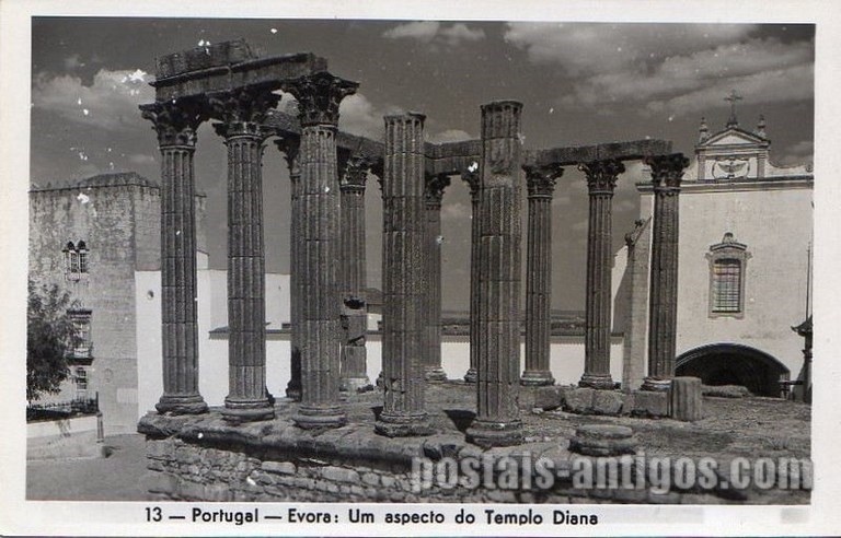 Bilhete postal do Templo Romano de Diana​, Évora | Portugal em postais antigos
