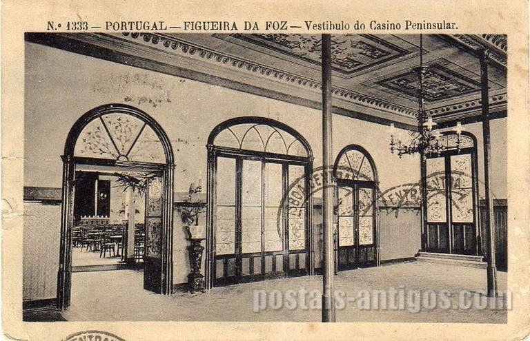 Postal antigo de Figueira da Foz, Portugal: Vestíbulo do Casino Peninsular.