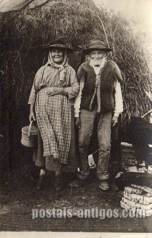 Bilhete postal de​Velhos Camponeses Alentejanos, Évora | Portugal em postais antigos