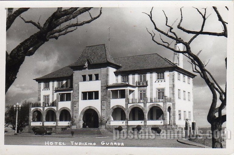 Bilhete postal antigo de Guarda, hotel de turismo | Portugal em postais antigos