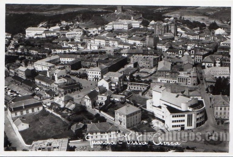 Bilhete postal antigo da Vista aérea de Guarda | Portugal em postais antigos
