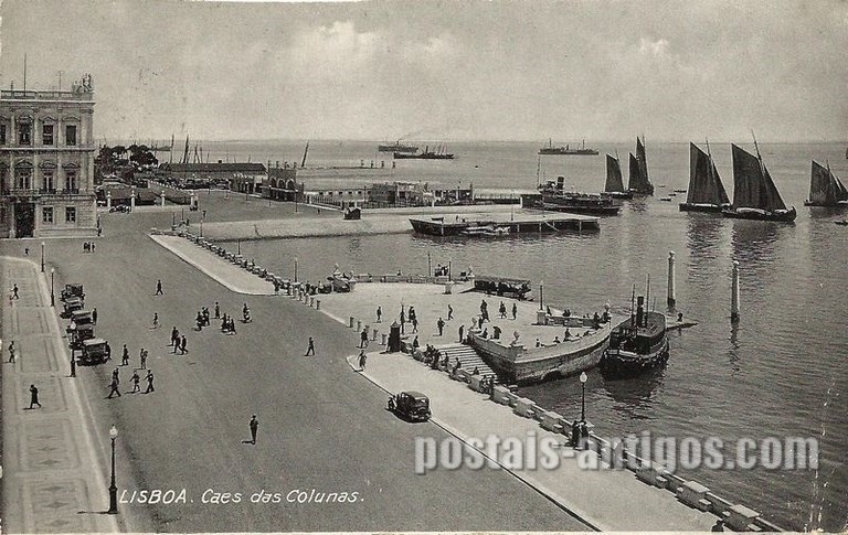 Bilhete postal dos Cais das Colunas de Lisboa | Portugal em postais antigos 