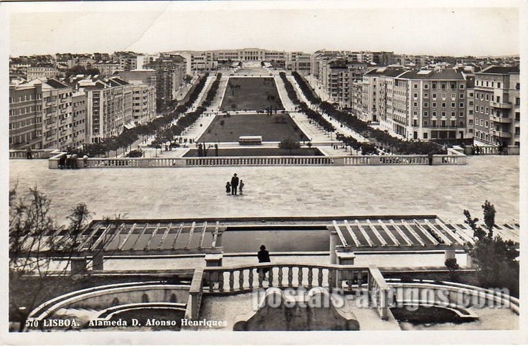 Bilhete postal ilustrado de Lisboa, Alameda Dom Afonso Henriques 570 | Portugal em postais antigos