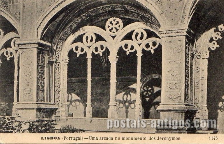 Bilhete postal de Lisboa, Portugal: Uma arcada no Monumento dos Jerónimos. Belém.
