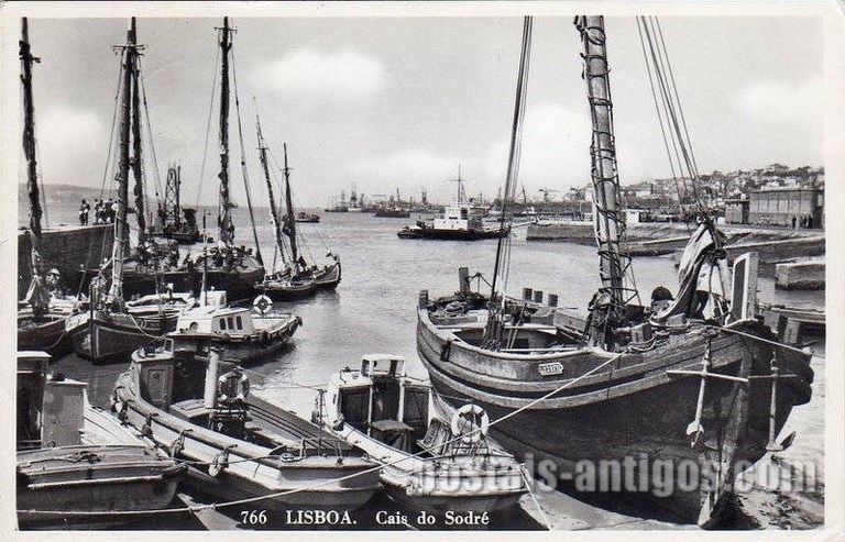 Bilhete postal de Lisboa: Cais de Sodré - 1  | Portugal em postais antigos