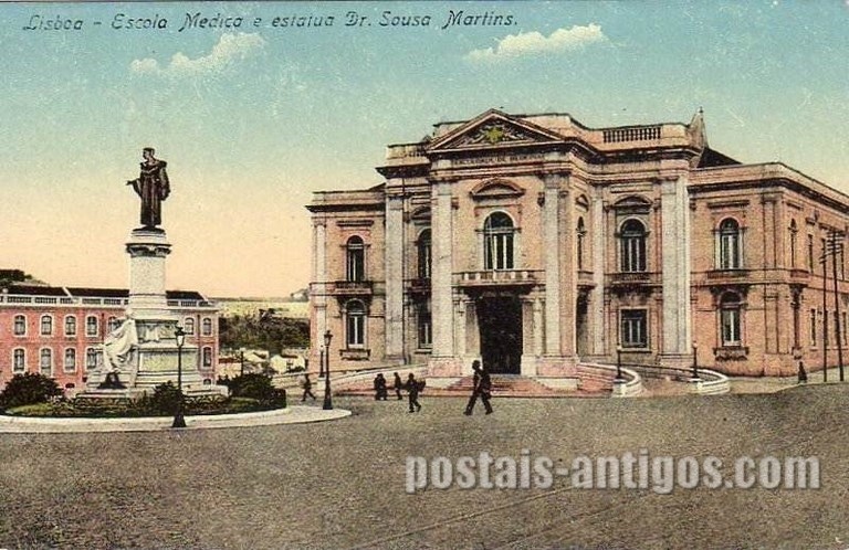 Bilhete postal ilustrado de Lisboa, Escola Médica e Estátua Dr. ​José Tomás de Sousa Martins | Portugal em postais antigos