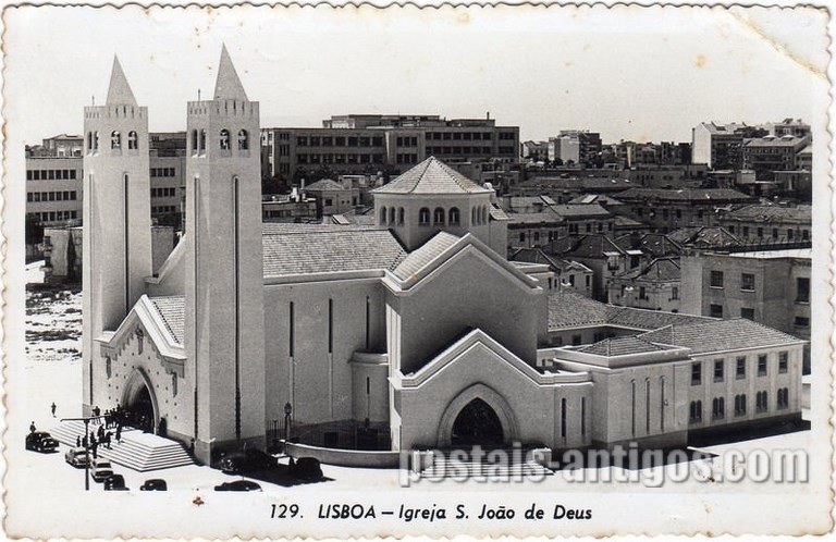 Bilhete postal antigo de Lisboa, Portugal:  ​Igreja Paroquial São João de Deus | Portugal em postais antigos
