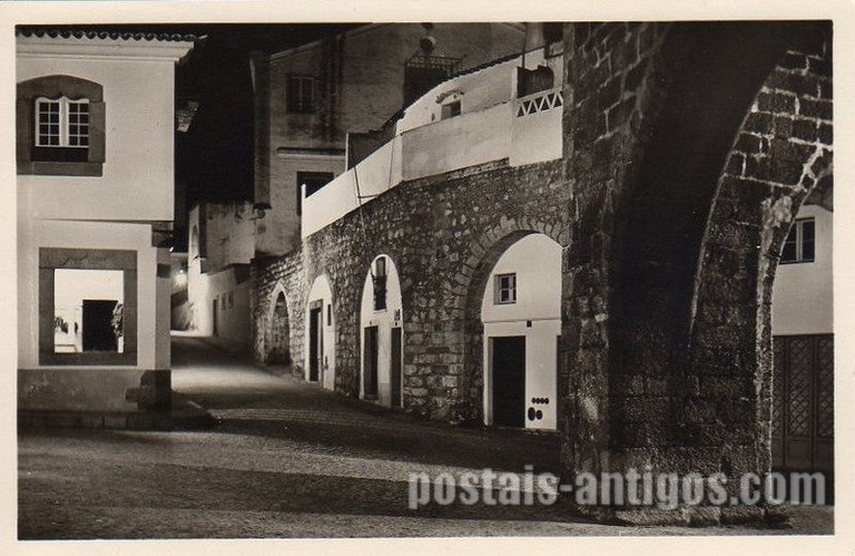 Bilhete postal de uma Perspectiva noctuna do Aqueduto de Évora | Portugal em postais antigos