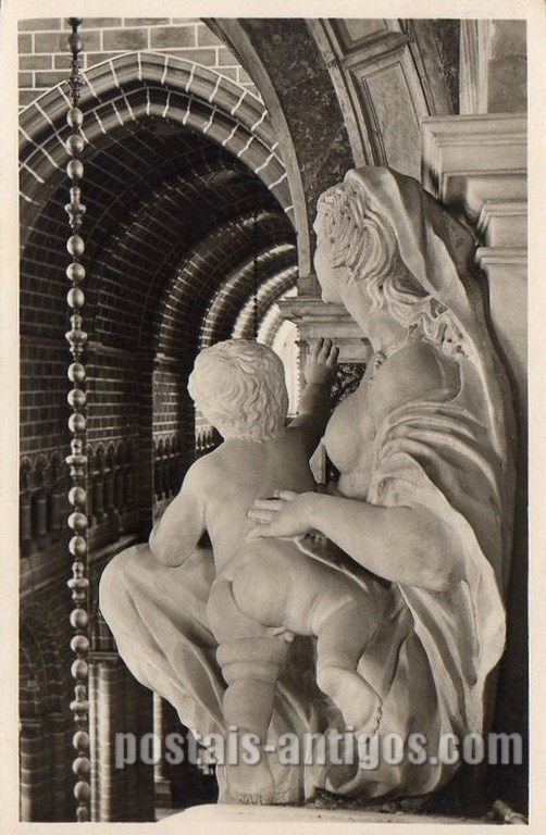 Bilhete postal da Escultura de Bellini na Sé Catedral, Évora | Portugal em postais antigos