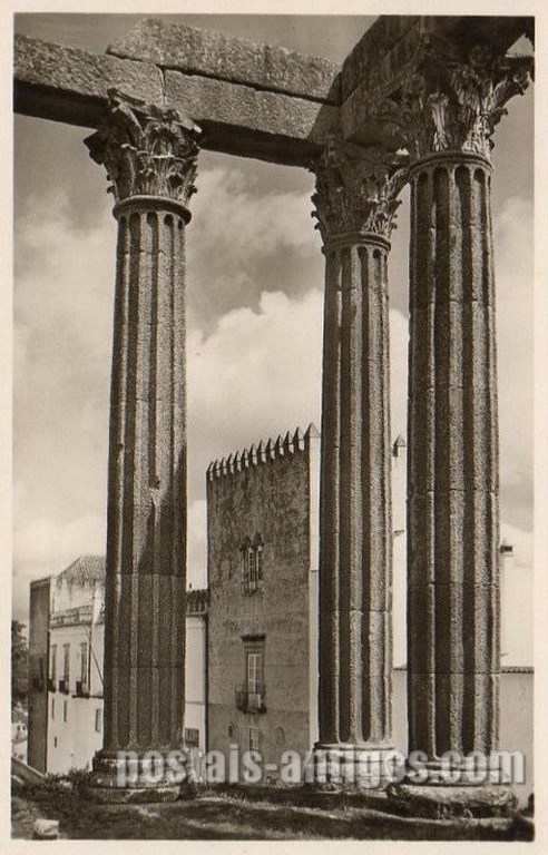 Bilhete postal doTemplo de Diana (Pormenor), Évora | Portugal em postais antigos