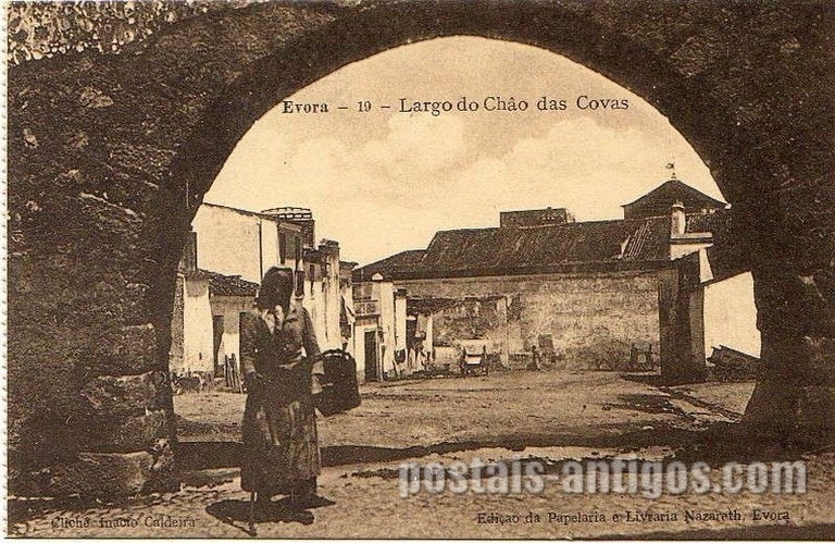 Bilhete postal do Largo do Chão das Covas​, Évora | Portugal em postais antigos