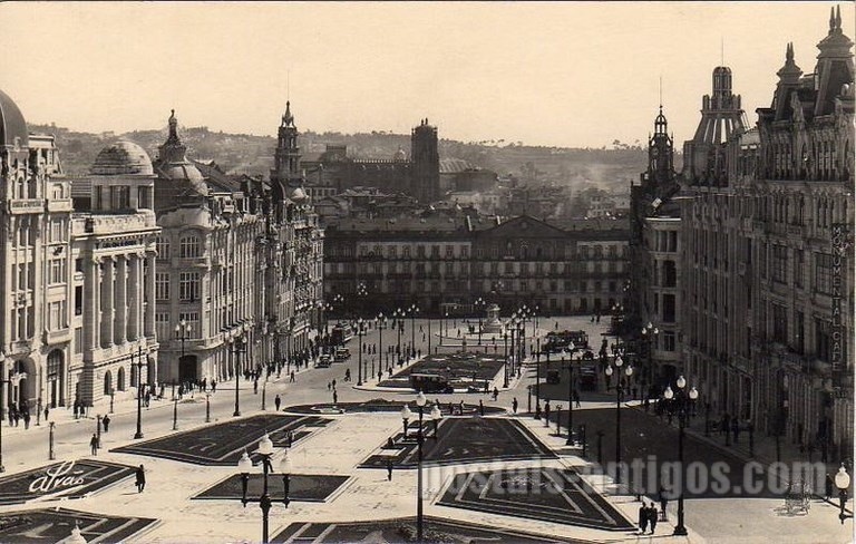 Postal antigo de Porto, Portugal: Avenida dos Aliados​ | Portugal em postais antigos