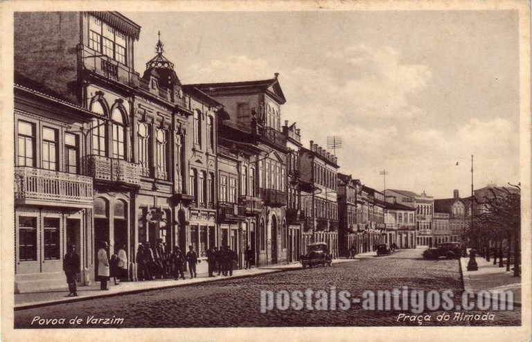 Bilhete postal ilustrado de Póvoa de Varzim: Praça do Almada | Portugal em postais antigos