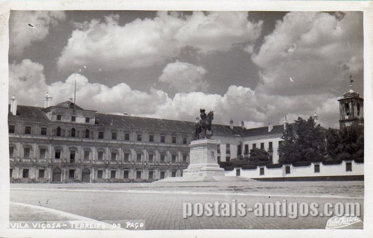 Bilhete postal ilustrado antigo de Vila Viçosa, Terreiro do Paço | Portugal em postais antigos