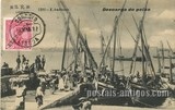 Bilhete postal ilustrado de Lisboa, descarga do peixe | Portugal em postais antigos