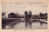 Bilhete postal antigo de Tomar : Avenida e rio Nabão | Portugal em postais antigos