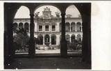 Bilhete postal de Um aspecto do Claustro do Liceu André de Gouveia​, Évora | Portugal em postais antigos