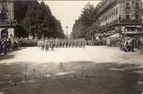 Os Portugueses em França - Desfile dos Portugueses - 14 de julho de 1918 | Portugal em postais antigos