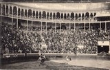 Bilhete postal do Campo Pequeno. Uma fase da corrida de touros | Portugal em postais antigos 