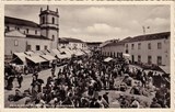 Bilhete postal de Vila Nova de Ourém, trecho do mercado | Portugal em postais antigos