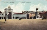Bilhete postal antigo de Lisboa: Praça do Comércio | Portugal em postais antigos